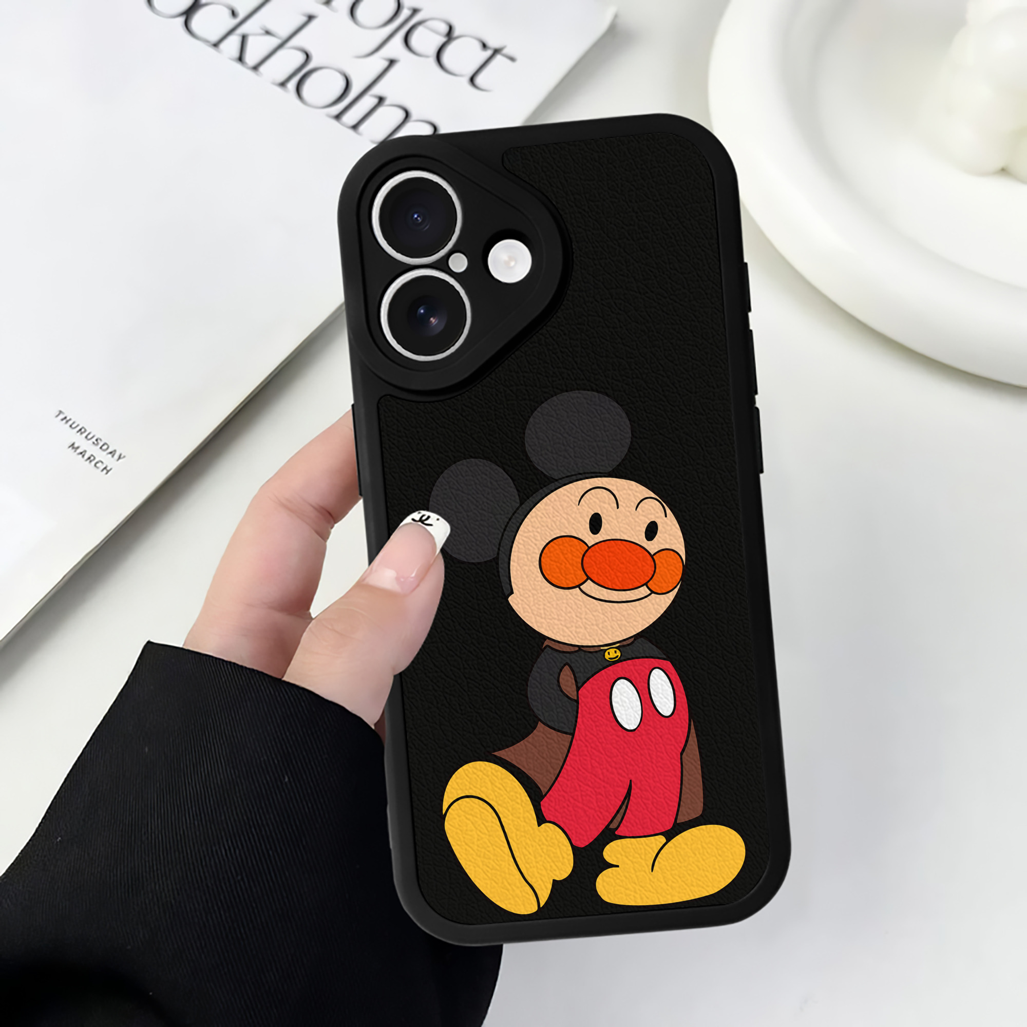 （画像用） アンパンマン Anpanman 【iPhone 16シリーズ対応】シリコンスマホケース（レザー調） 材質：シリコン